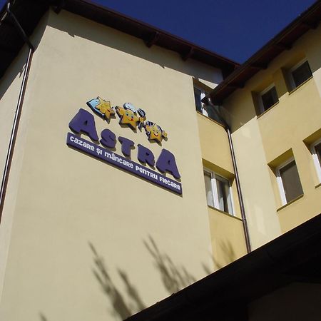 Hotel Astra Braşov Buitenkant foto