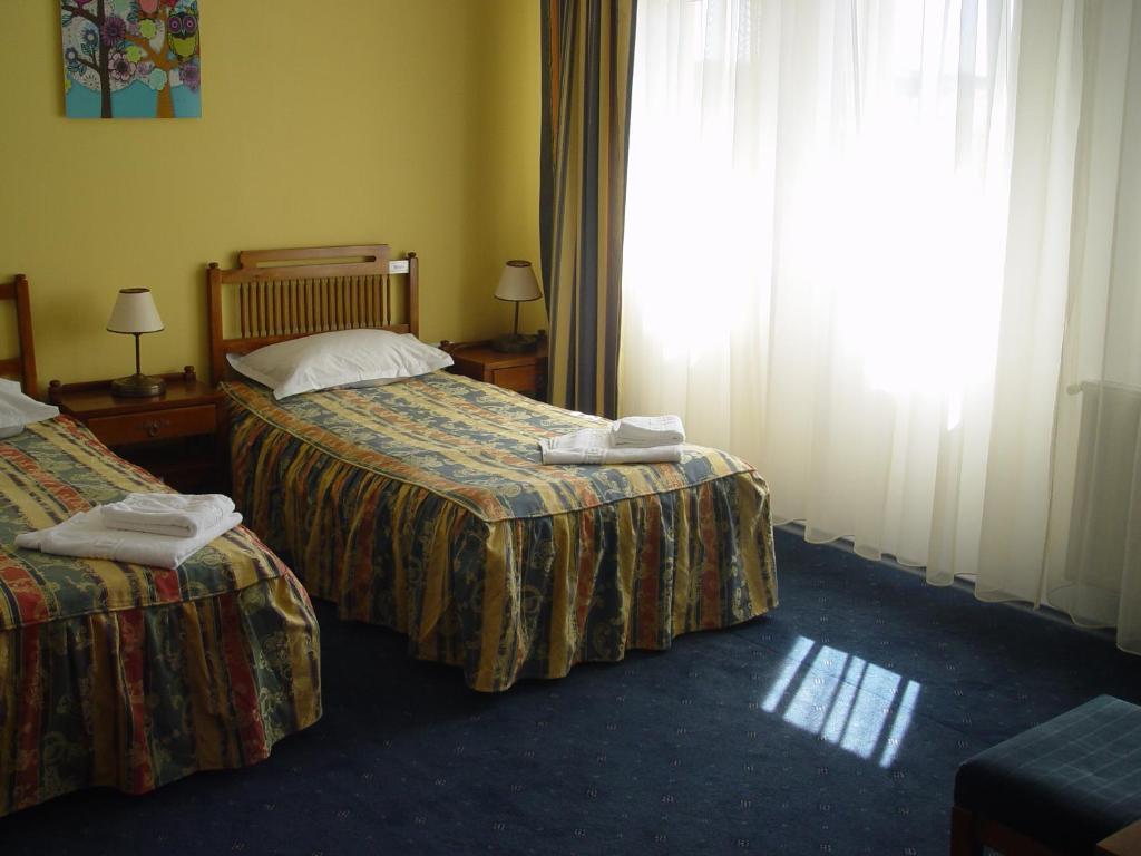 Hotel Astra Braşov Kamer foto