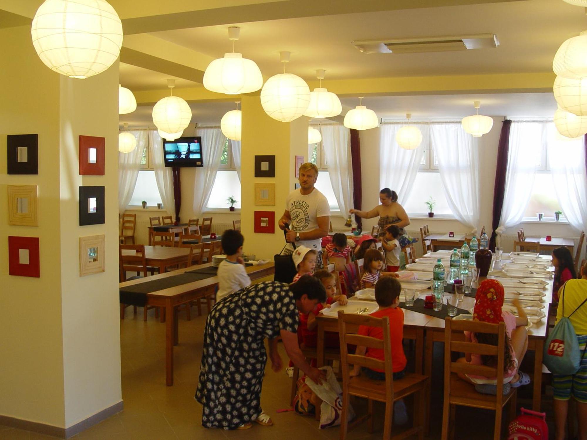 Hotel Astra Braşov Buitenkant foto