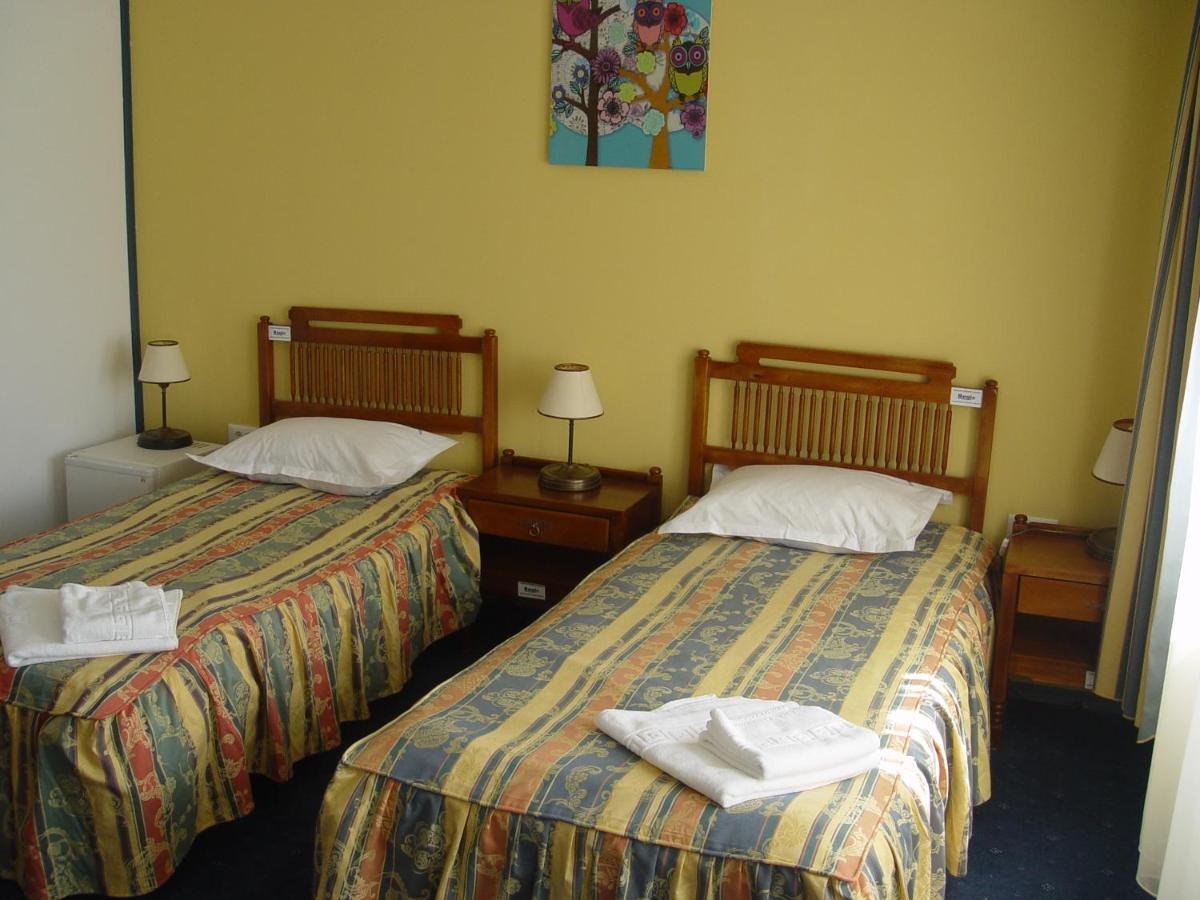 Hotel Astra Braşov Kamer foto
